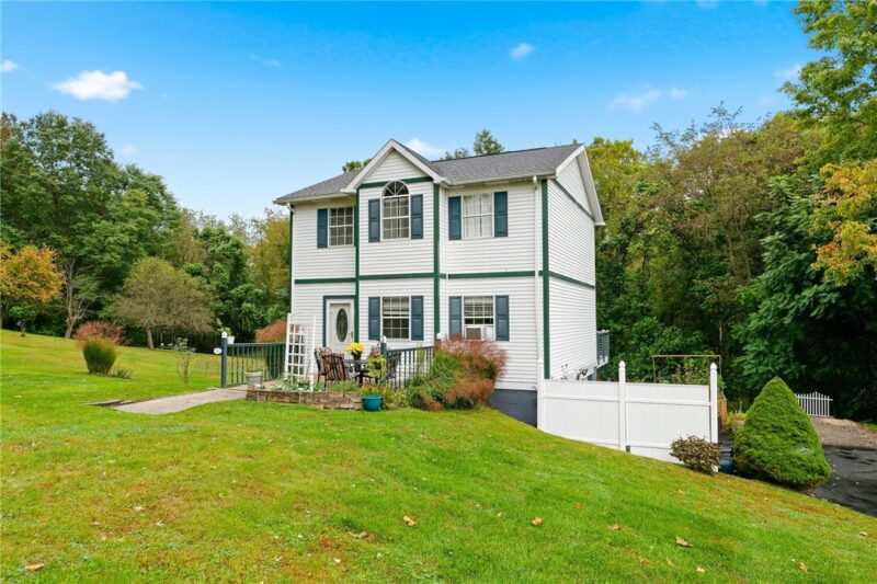 195 Michael Drive — photo 3