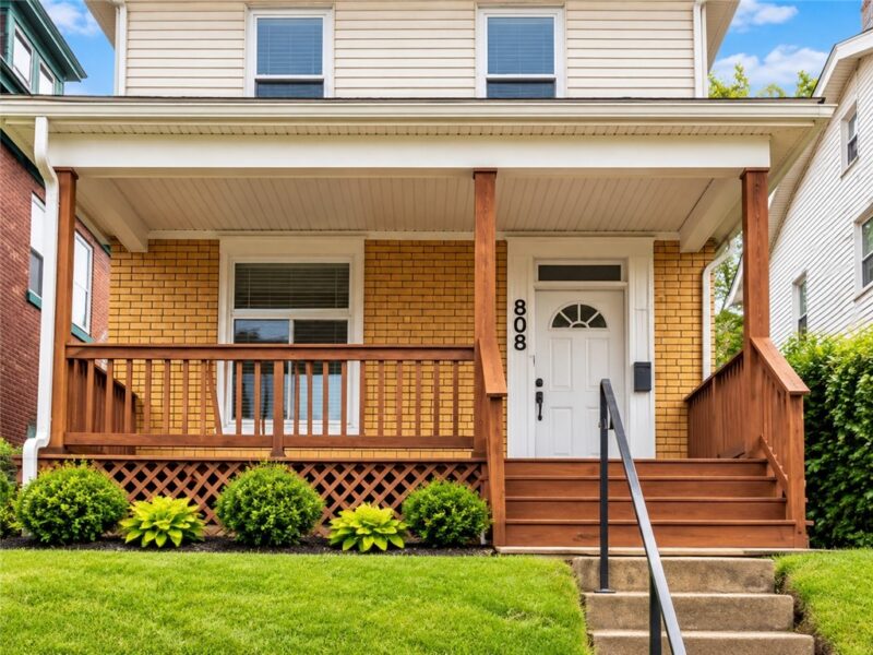 808 Bayridge Ave — photo 2