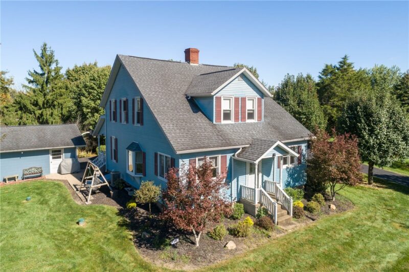 1741 Ridgewood Dr — photo 2
