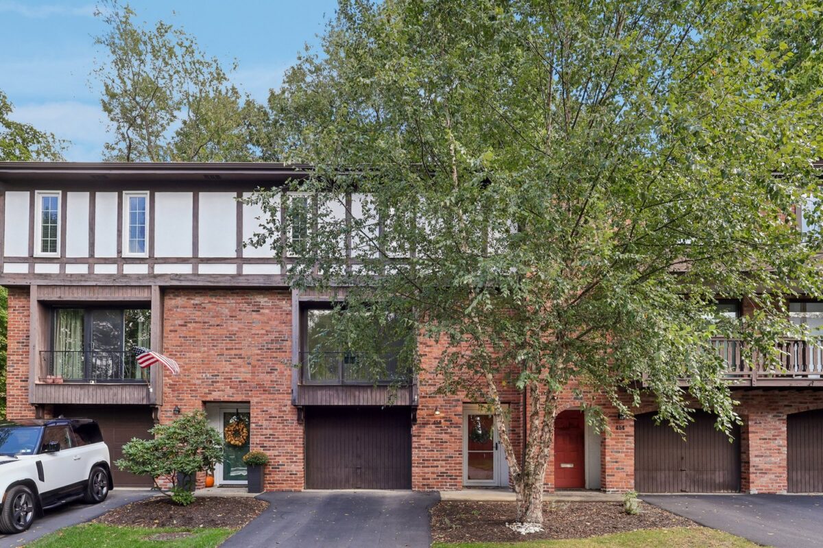 456 Allenberry DRIVE — photo 1
