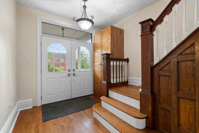 361 Library Place — photo 4