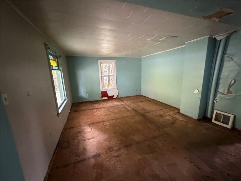 351 Purchase Line Road — photo 5