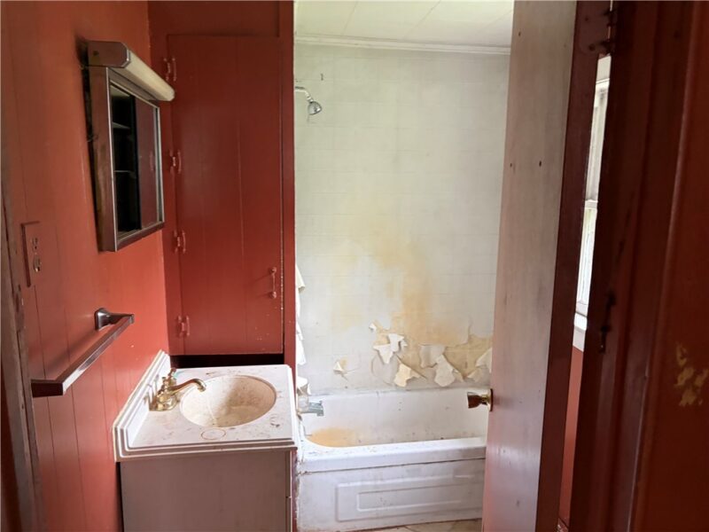 351 Purchase Line Road — photo 7