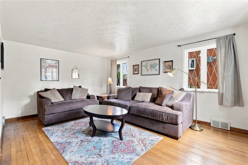 705 Corbin St — photo 6