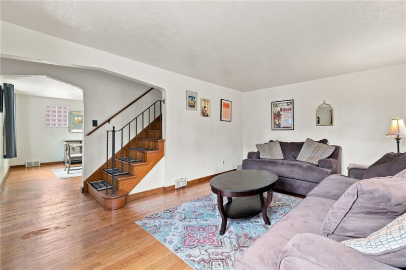 705 Corbin St — photo 8