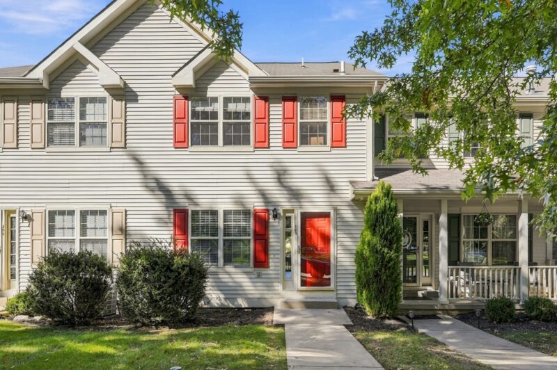 306 Castle Creek DRIVE
