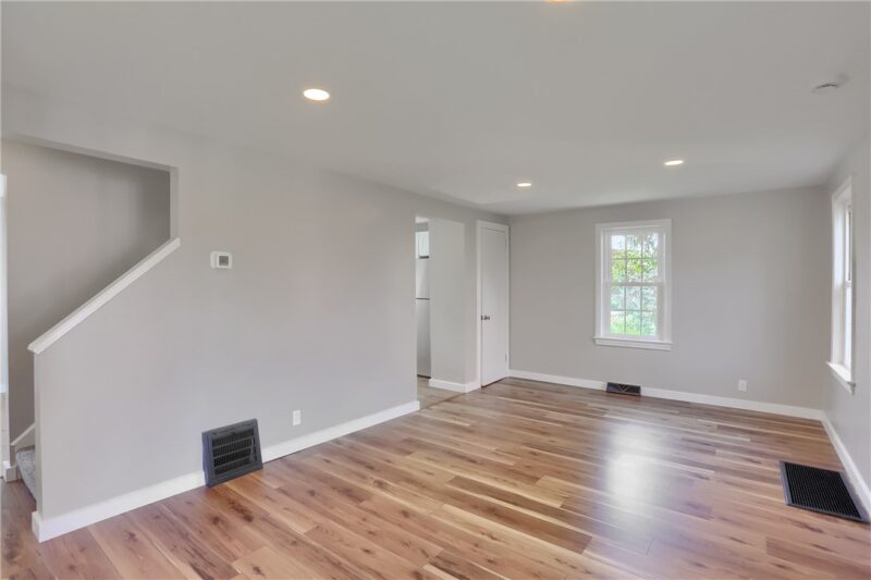 732 Pershing St — photo 6