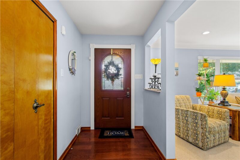 4742 Jewel Dr — photo 5
