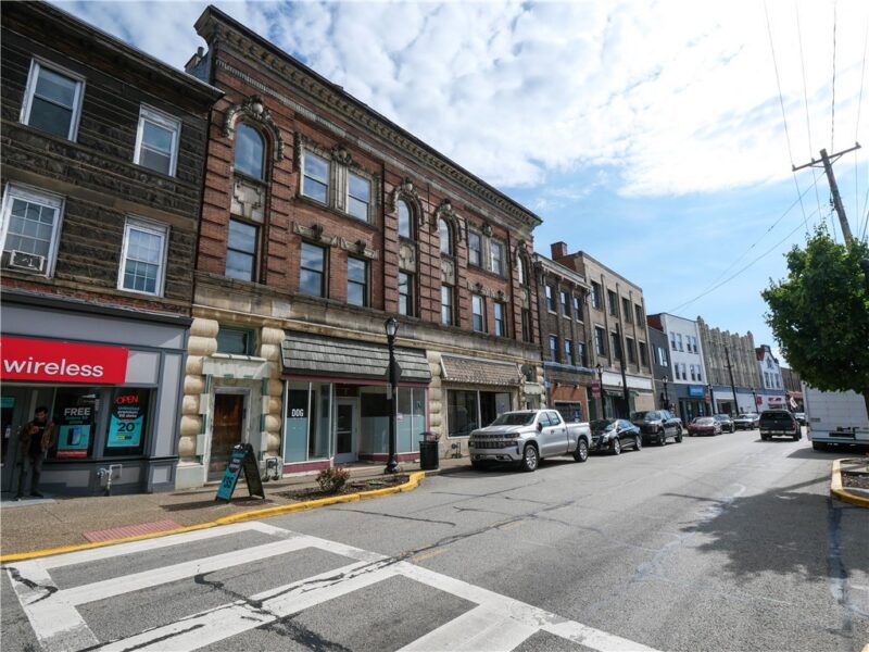 215-217 Brownsville Road — photo 4