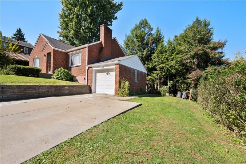 3942 Lawnview Ave — photo 3