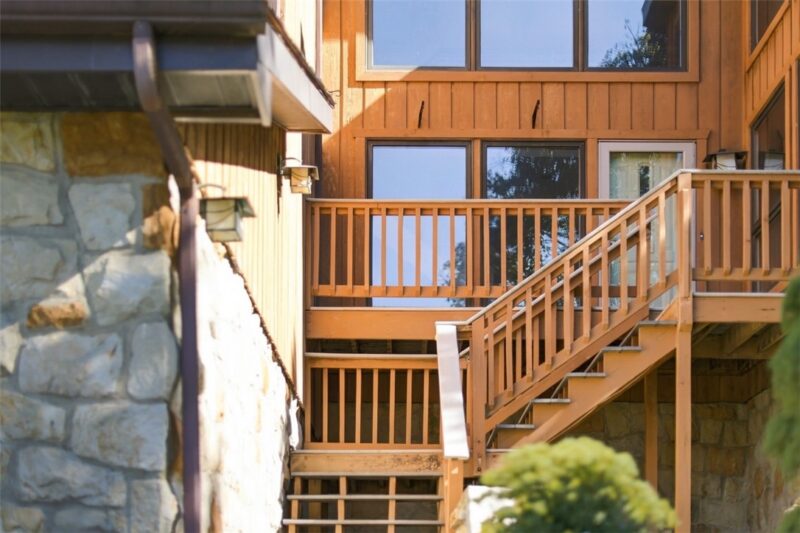 4282 Forest Glen Dr — photo 2