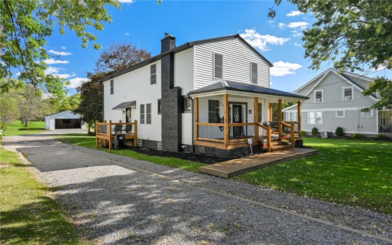 714 Mercer Rd — photo 2