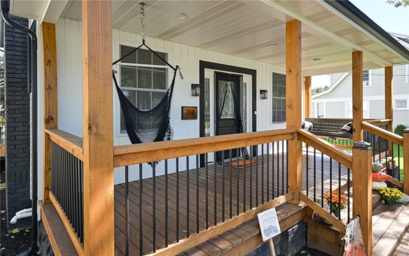 714 Mercer Rd — photo 3