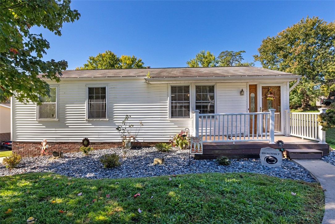1990 Tara Dr — photo 1