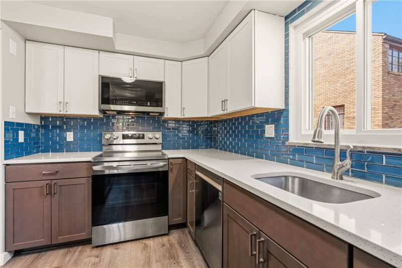 98 Poplar Dr — photo 8