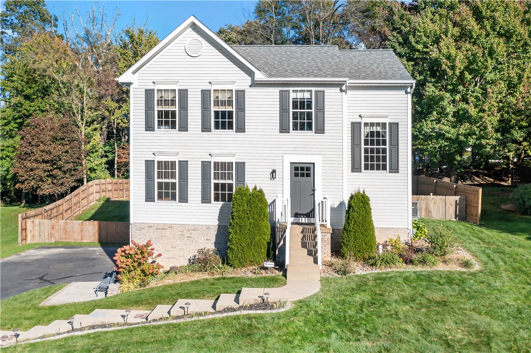 422 Sherwood Dr — photo 1
