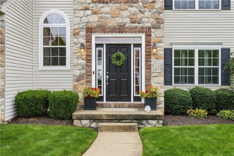 217 Windham Ln — photo 3