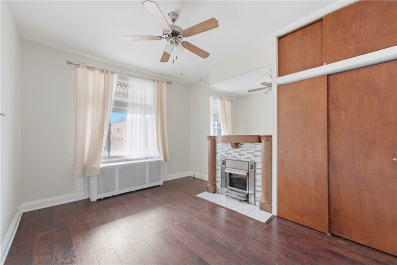4035 Howley St — photo 3