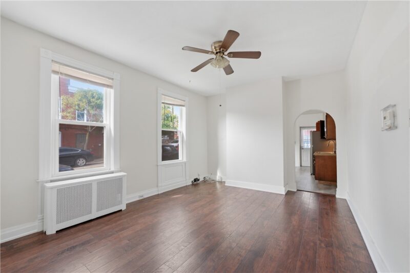 4035 Howley St — photo 6
