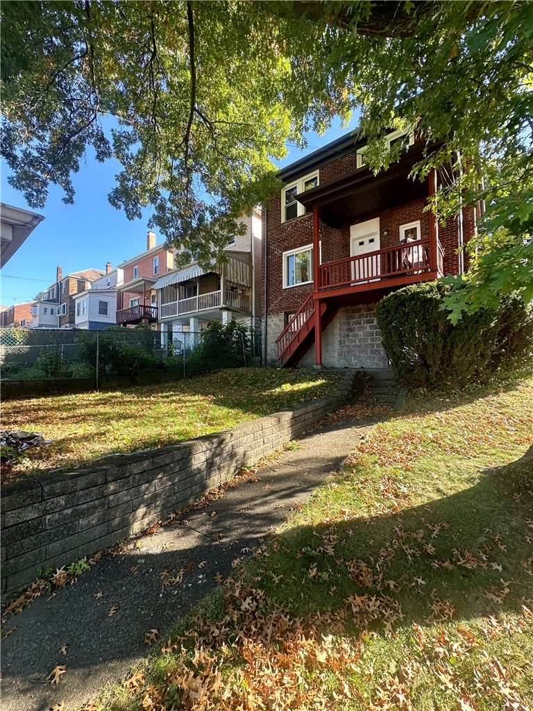 801 Deely St — photo 3