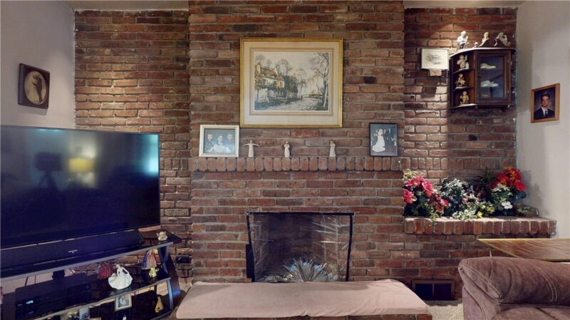 801 Deely St — photo 5
