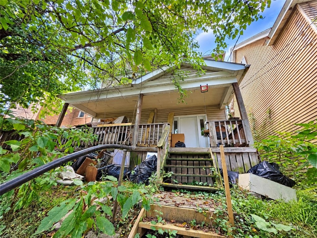 409 Prospect Ave — photo 1