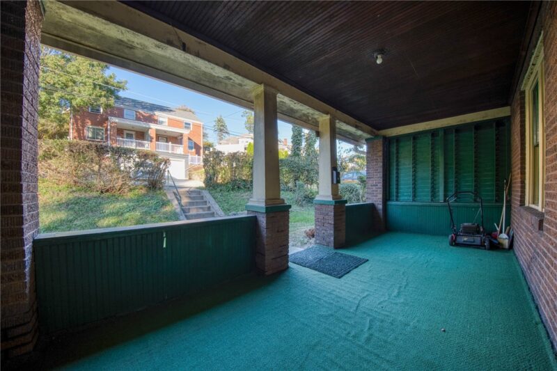 105 W Garden Rd — photo 3