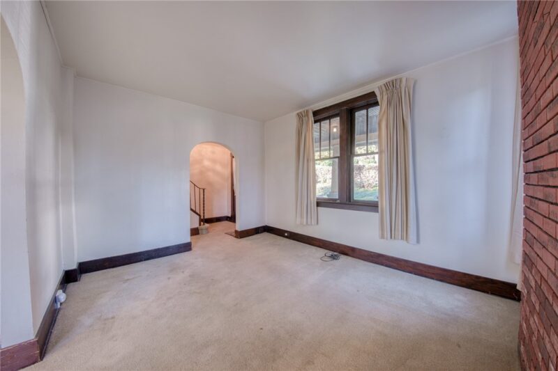 105 W Garden Rd — photo 8