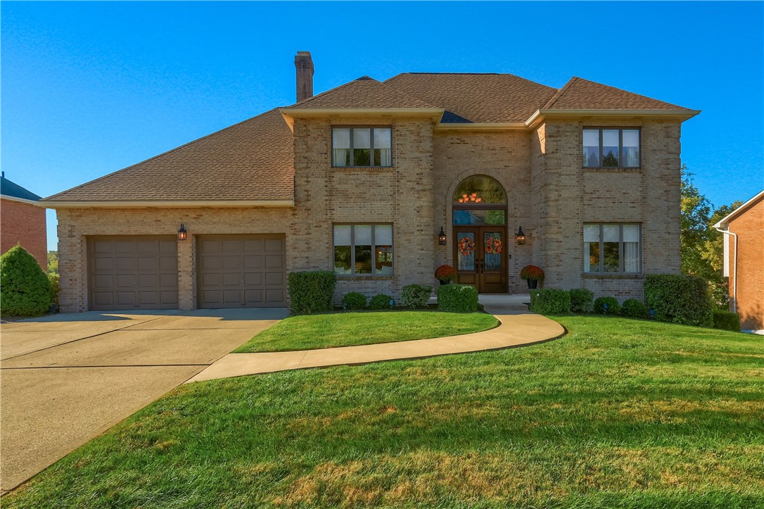127 Field Club Drive W — photo 1