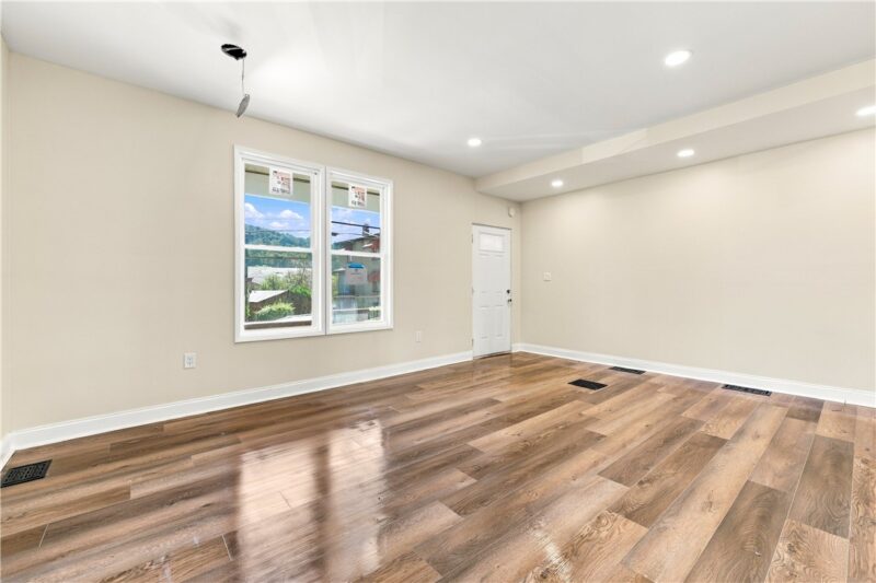 515 Blaine Avenue — photo 7