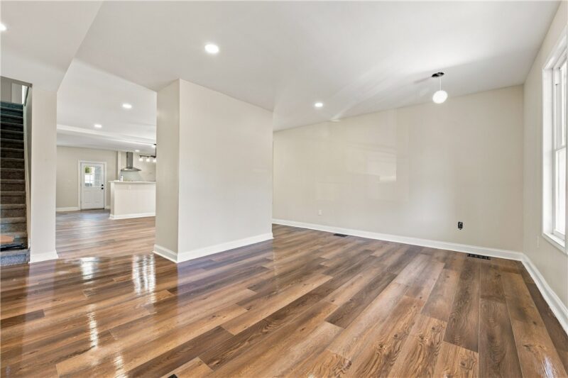 515 Blaine Avenue — photo 8