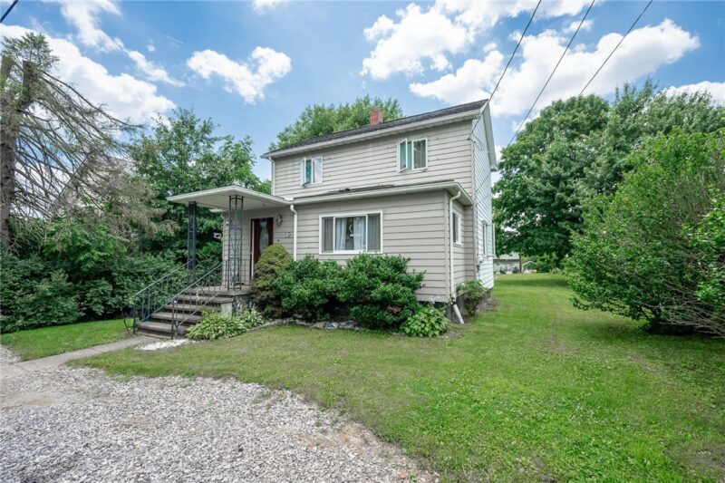 19 Cedar St — photo 2