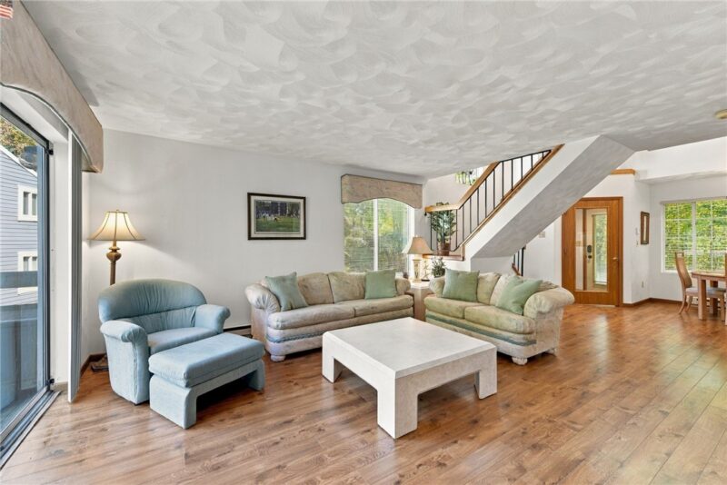 1846 Eagles Ridge Way — photo 3