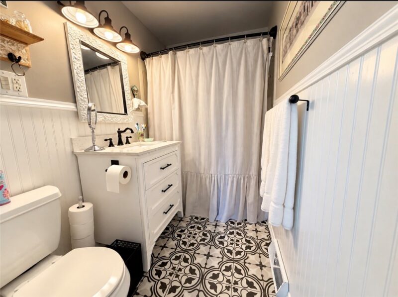 207 Central Dr — photo 8
