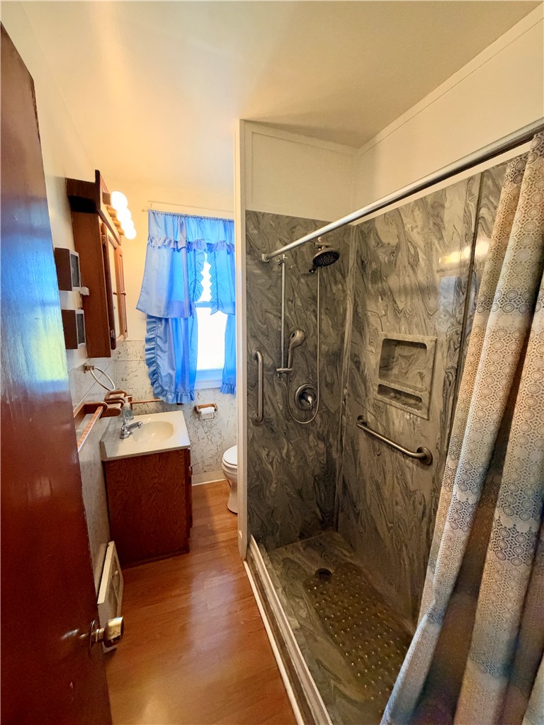 210 W 12th Ave — photo 8