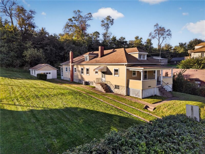 627 Mcgowan Ave — photo 3