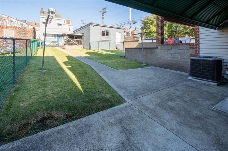 610 Edmond St — photo 4