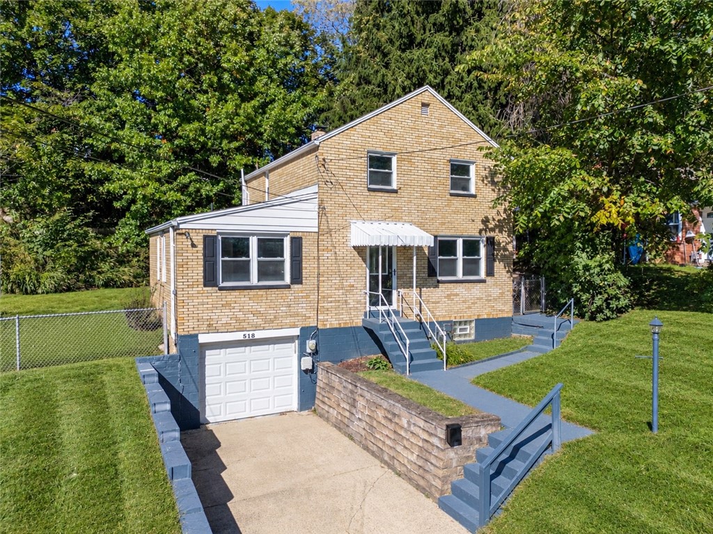 418 Pennwood Dr — photo 1