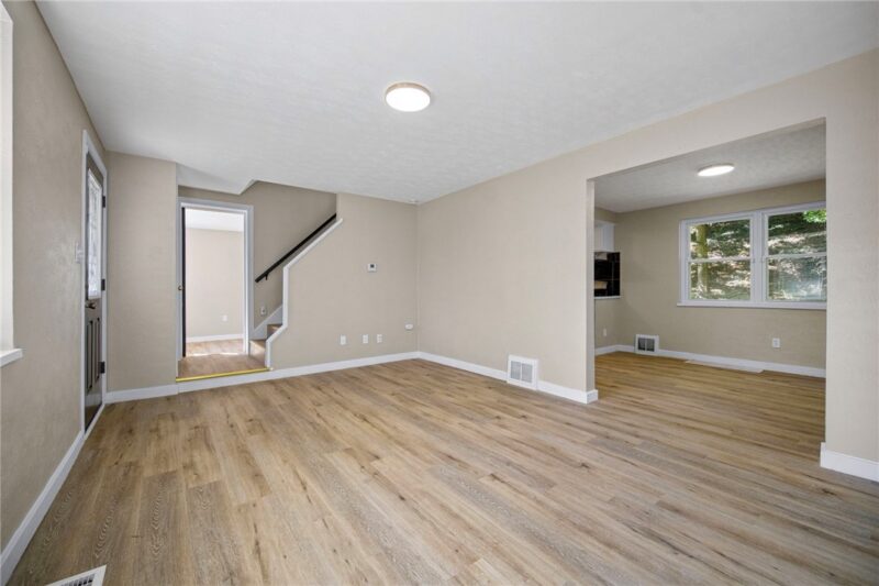 418 Pennwood Dr — photo 8