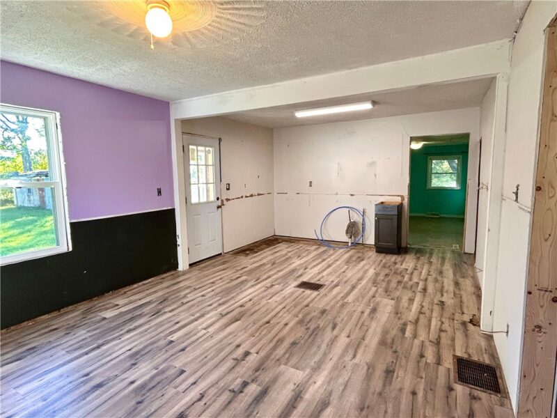 180 Grandview Ave — photo 5