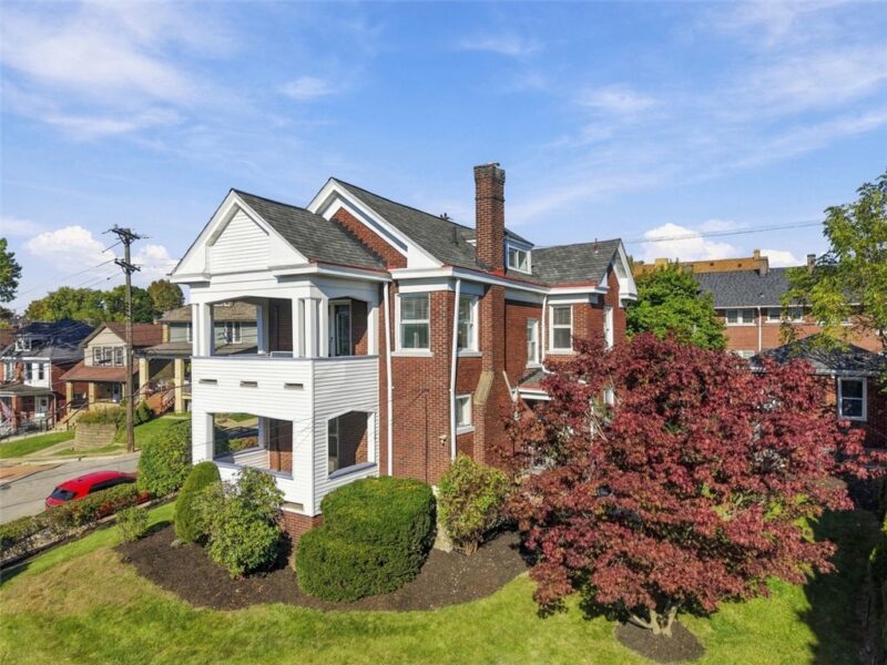 1152 Dormont Ave — photo 4