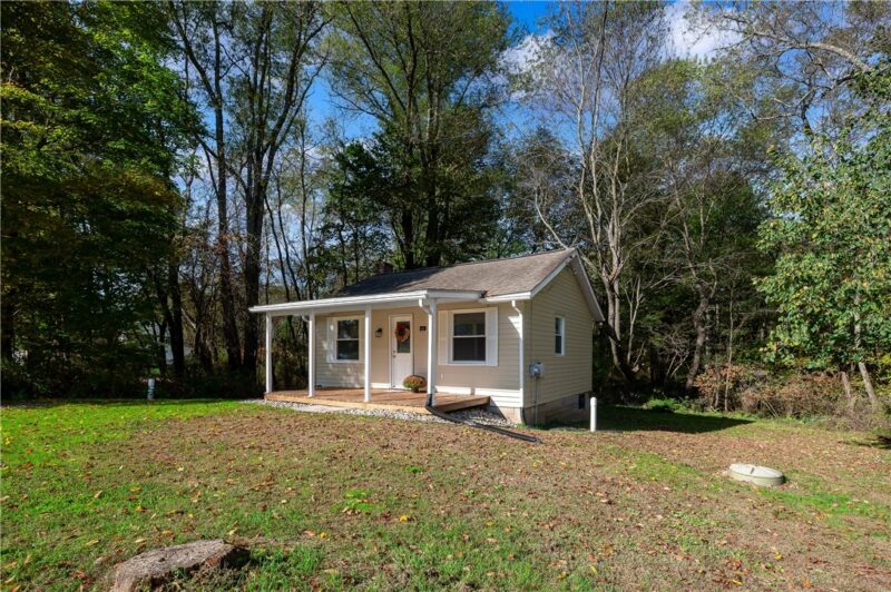 61 Mcmillan Rd. — photo 3