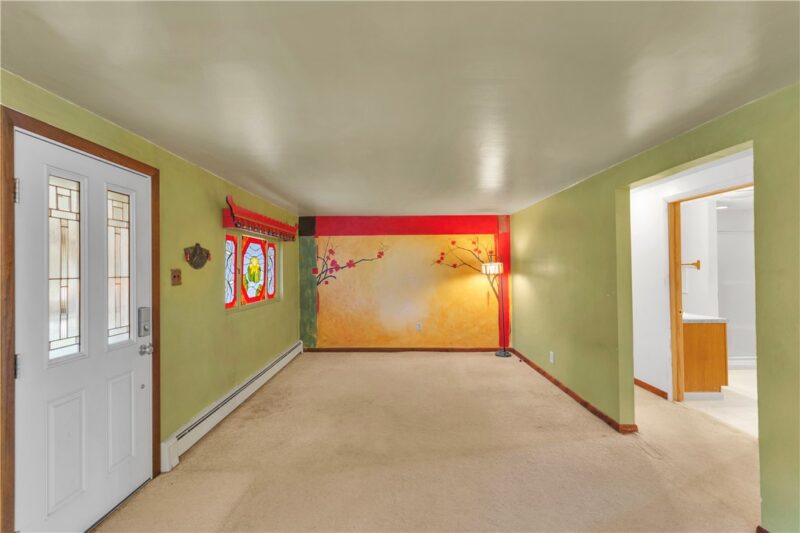 2207 Warren Avenue — photo 5