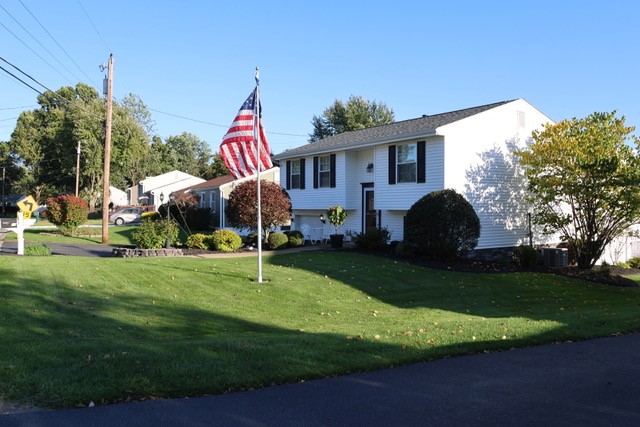 119 Oberlin Dr — photo 1