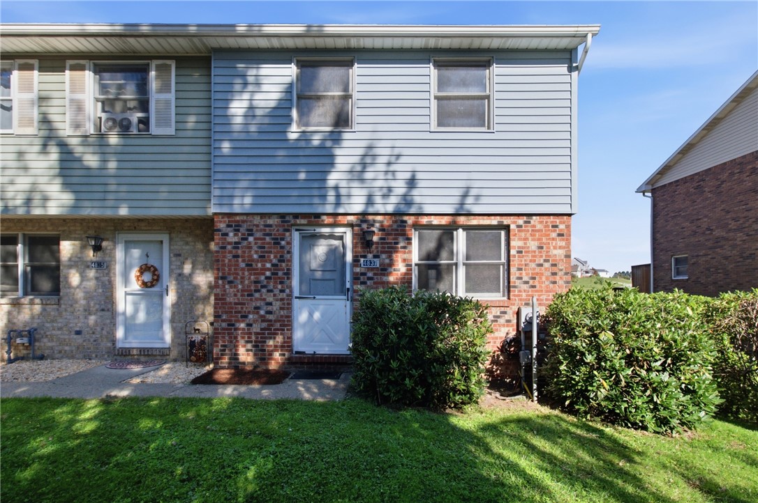4837 Lucerne — photo 1