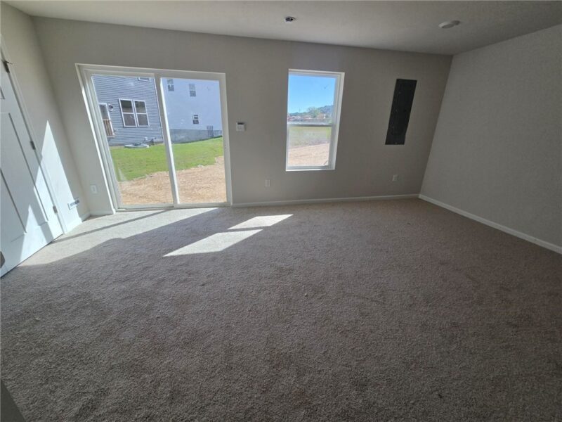 101 Laurel Hills Drive — photo 3