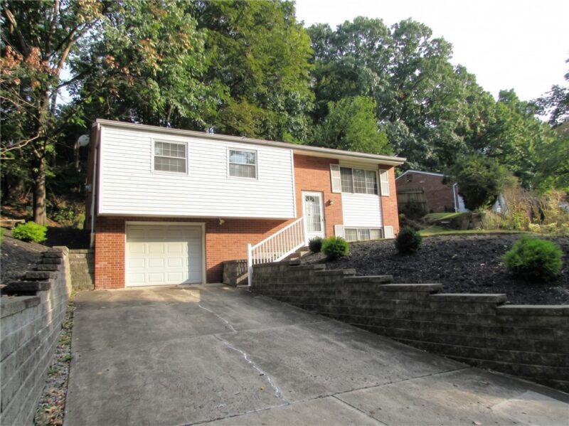 231 WILLETT ROAD — photo 3