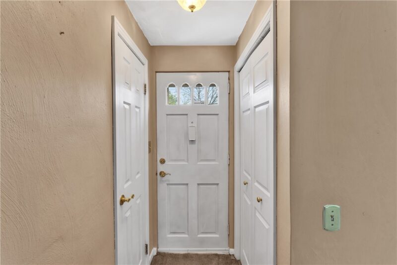 609 Millers Ln — photo 4