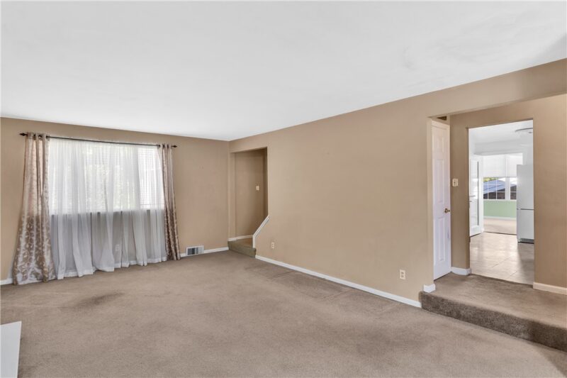 609 Millers Ln — photo 7