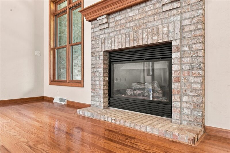 706 Forest Oaks Trl — photo 4